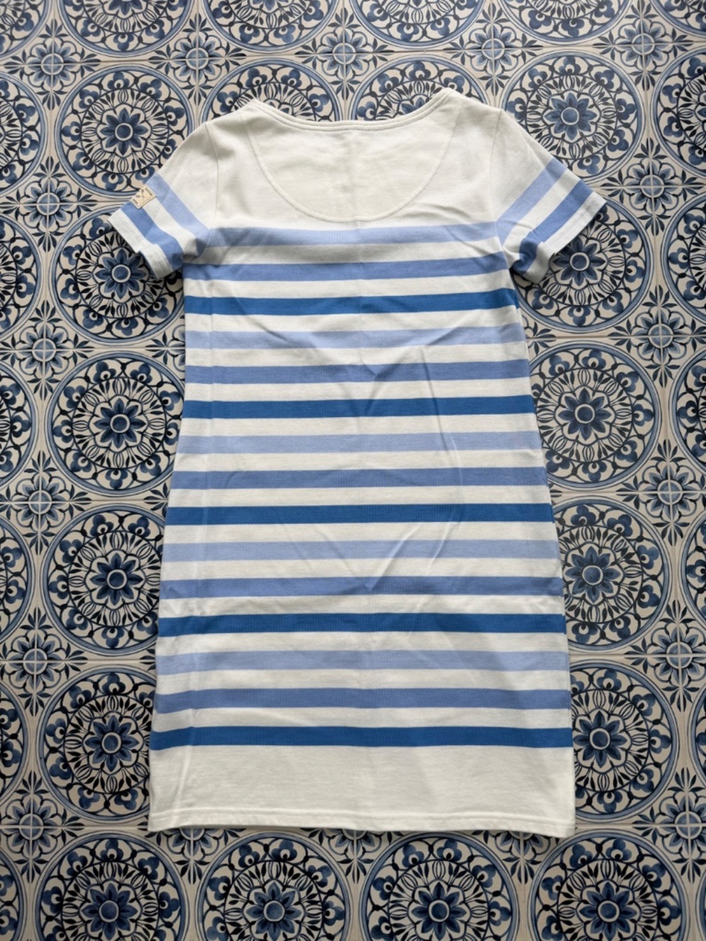 Joules, size 8, blue & white cotton dress - Picture 3 of 4